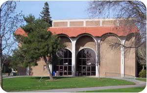 Picture of front of Library on Fairfield Campus